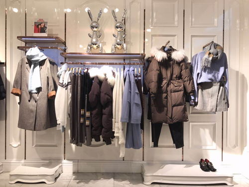 太平鳥誠邀您 10萬條時尚褲子免費申領，引領服飾新風尚